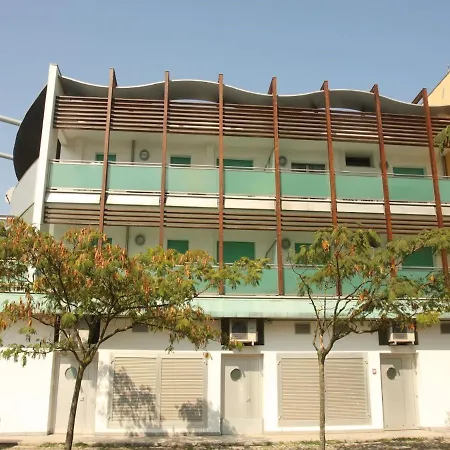 Cozy 200mt From The *